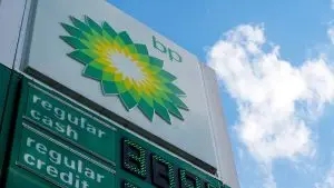 BP'nin kârı iki katına çıktı: Orta Doğu savaşı petrolü ateşledi
